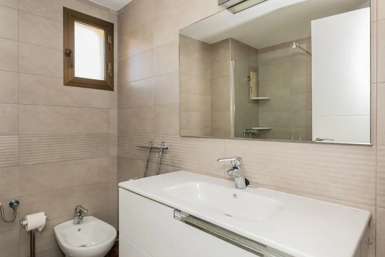 בנאלמדנה Gran Apartamento En La Costa